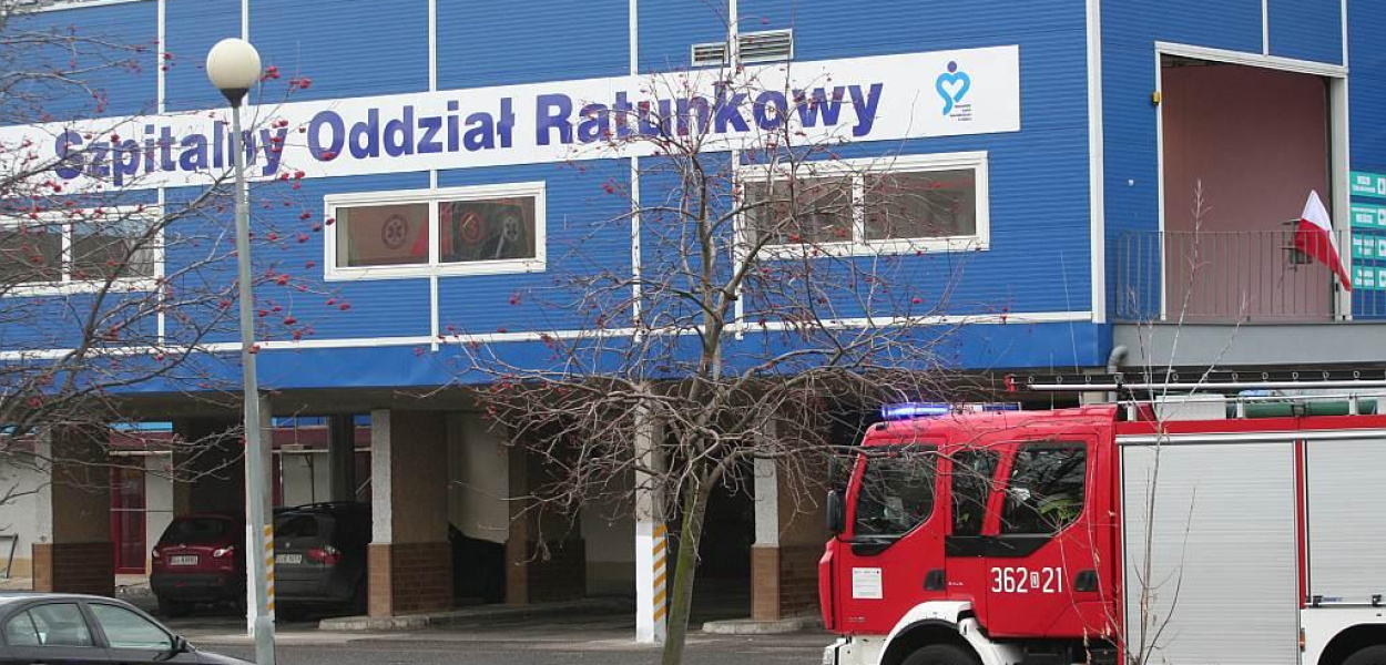 Policja namierza „bombiarza”. SOR zamknięty!