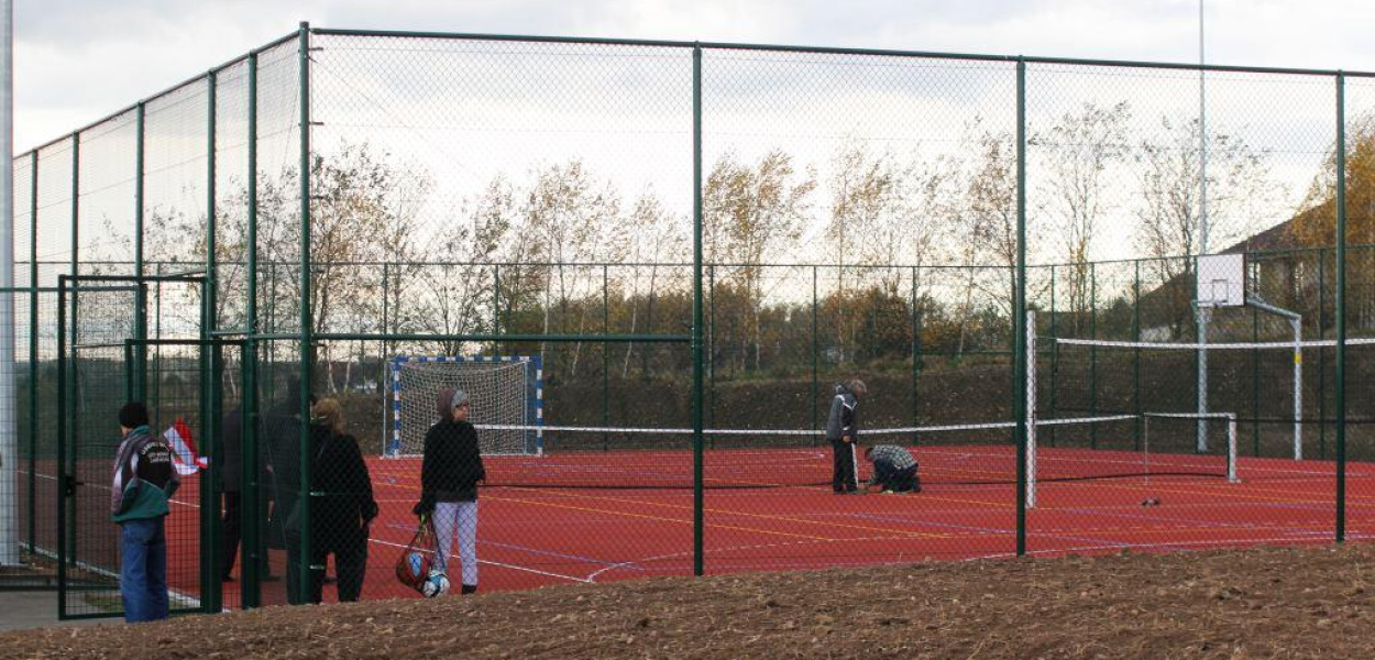Grzybiany mogą się już chwalić nowym boiskiem
