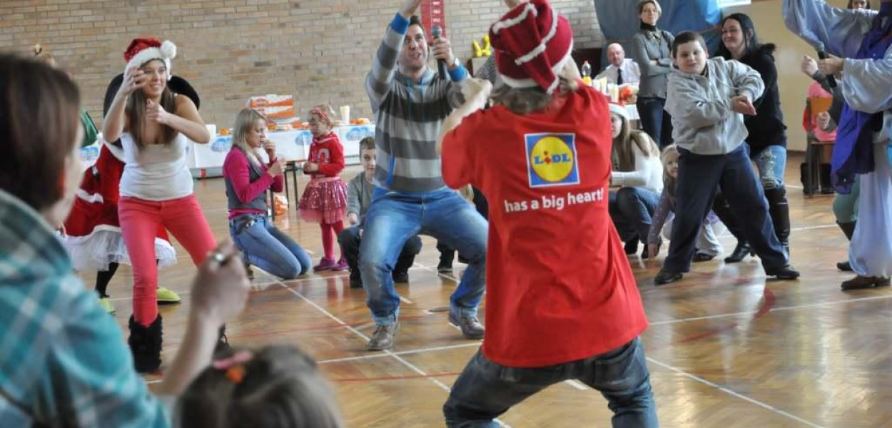 Mikołaj z TPD dla niepełnosprawnych w SP4