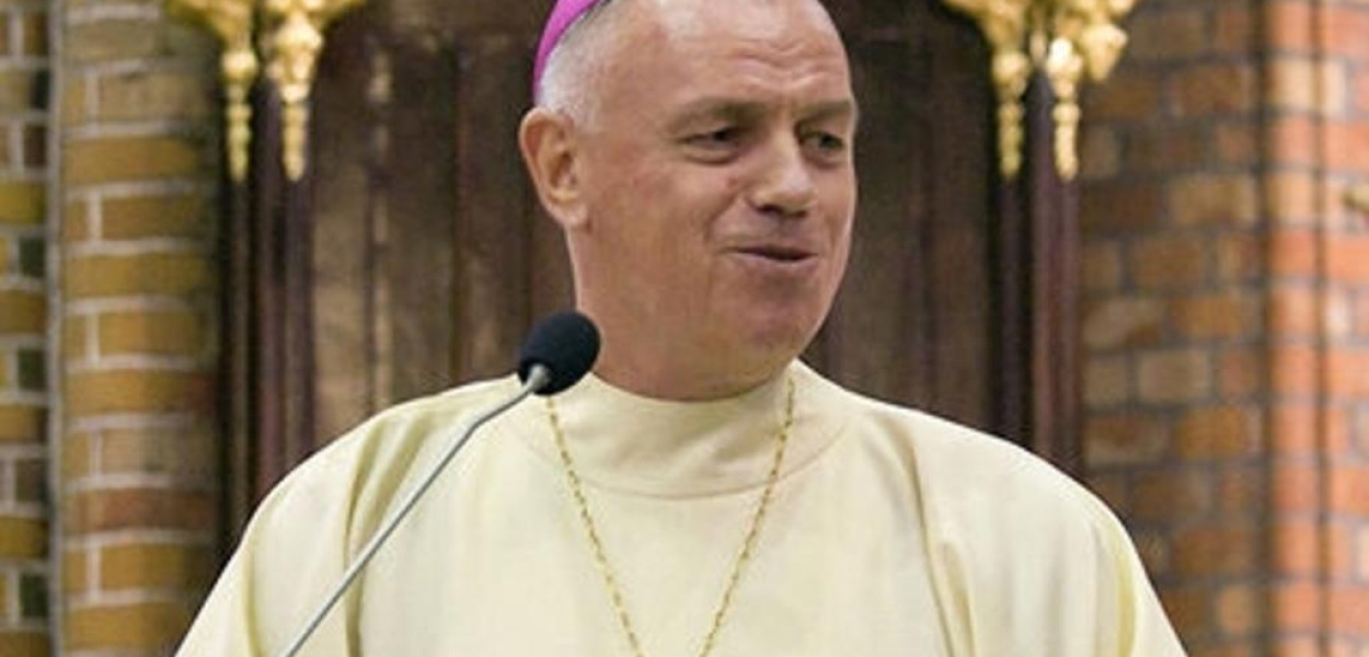 Jaki jest nowy biskup legnicki? Kontrowersyjny