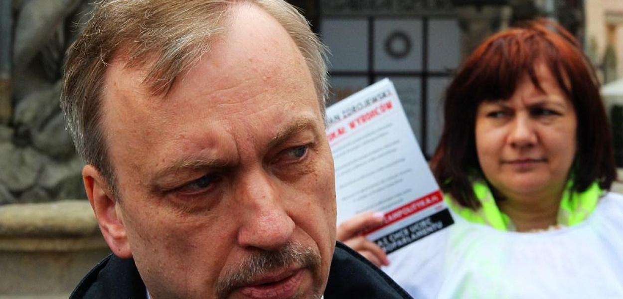 Minister zaatakowany przez związkowców