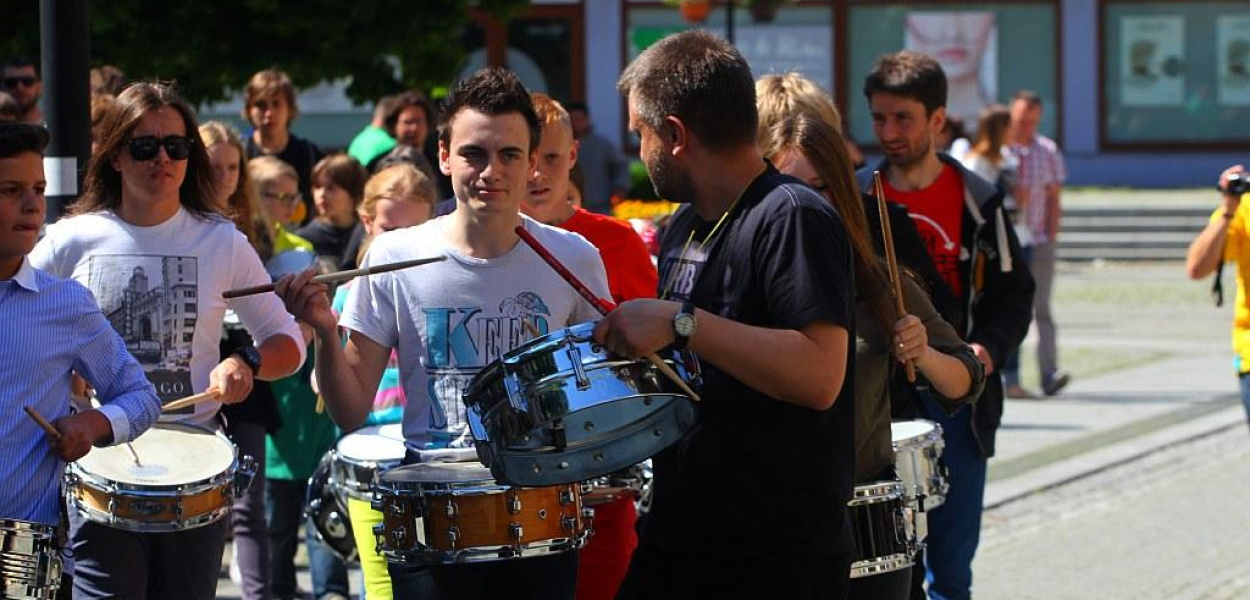 Parada perkusyjna przeszła przez Rynek