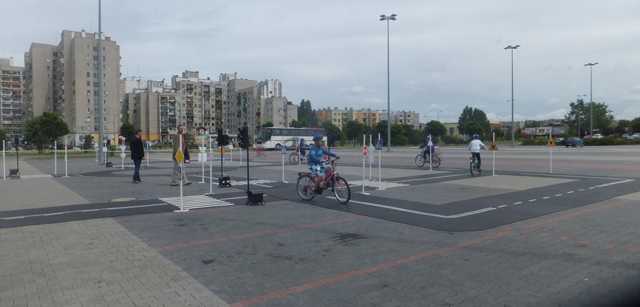 Uczniowie zdobyli pierwsze "prawo jazdy"