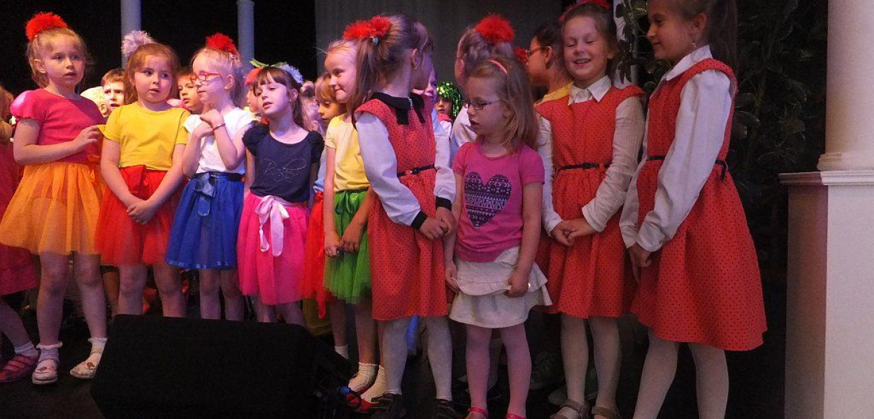 Śpiewali tra la la la la