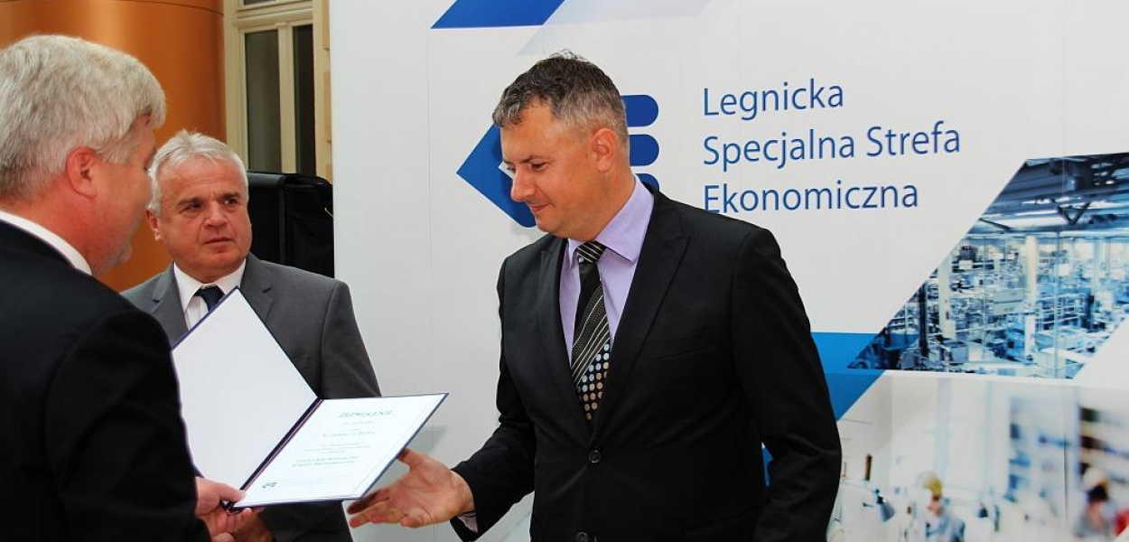 Nowe zezwolenia w legnickiej strefie