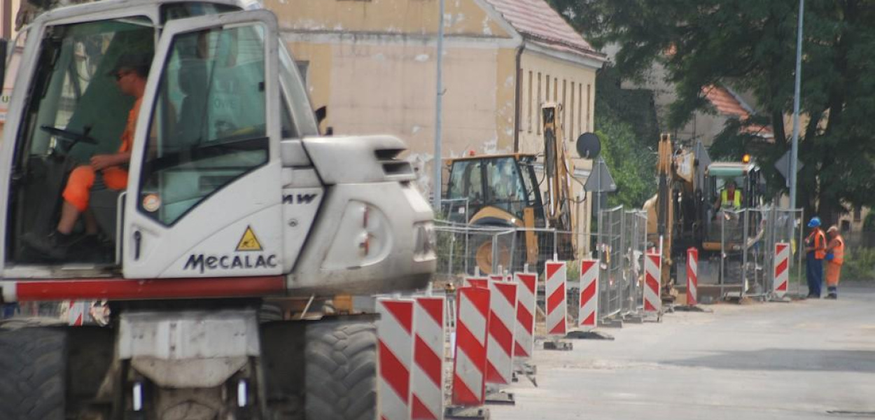 Remont trwa. Kierowcy stoją w korku i klną!