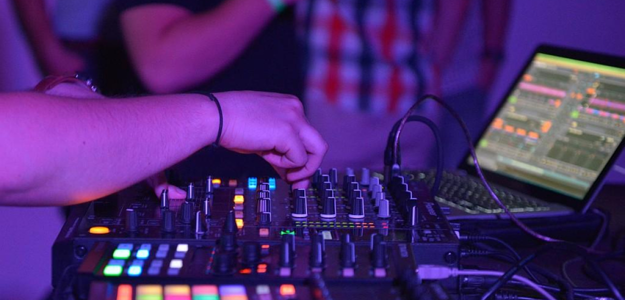 Sounds of Electrocity i Eska Summer City