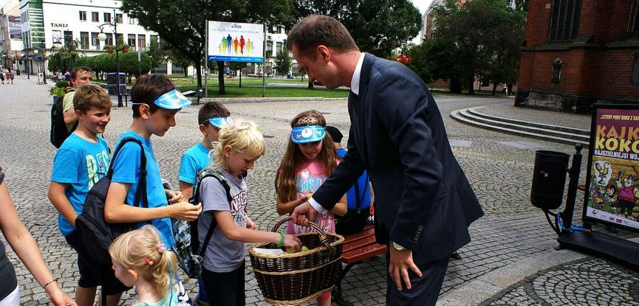 Rabczenko na złość Putinowi rozdawał jabłka