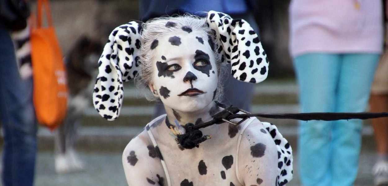 Przykuli się łańcuchami na legnickim rynku