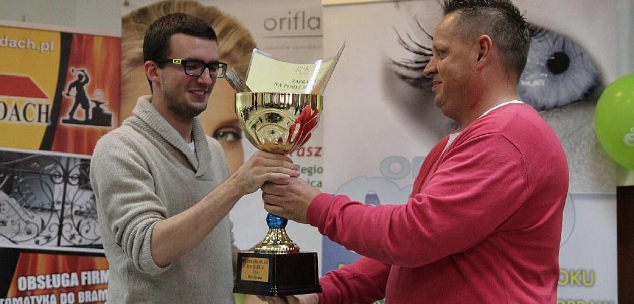 Bartosz Morawski z Pucharem Polski