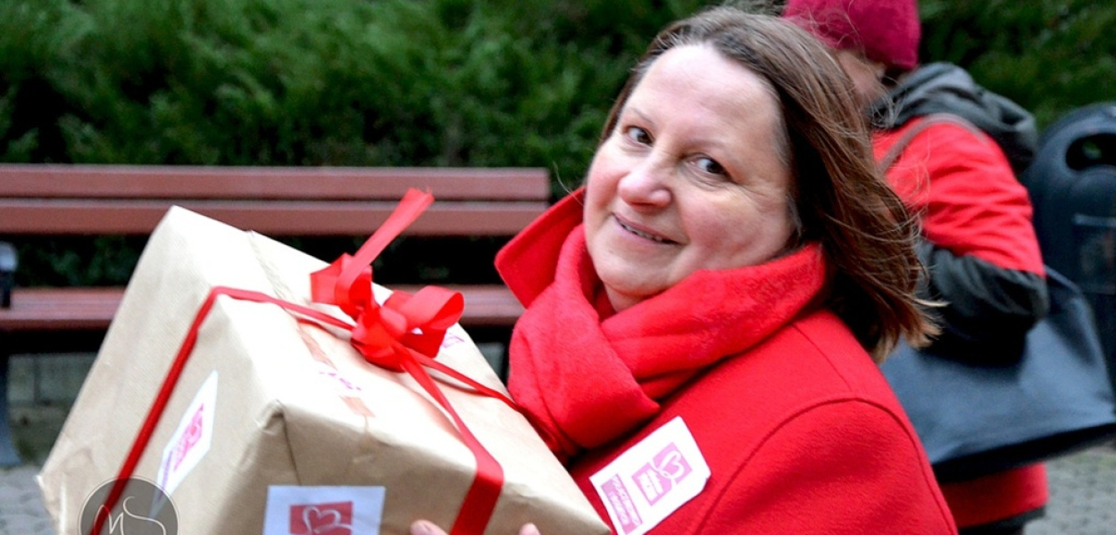 Czerwoni Mikołaje z bardzo Szlachetnej Paczki