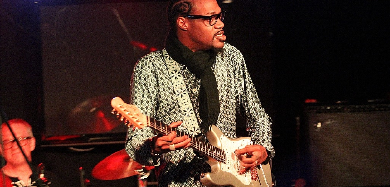 Blue Monk i jego blues rockowy skok w bok