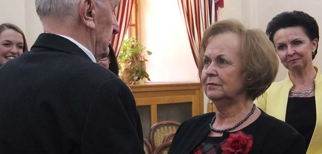 Jechał na swój ślub pociągiem towarowym