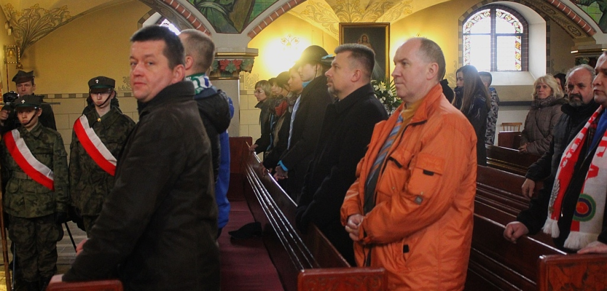 Msza i warta honorowa dla Żołnierzy Wyklętych