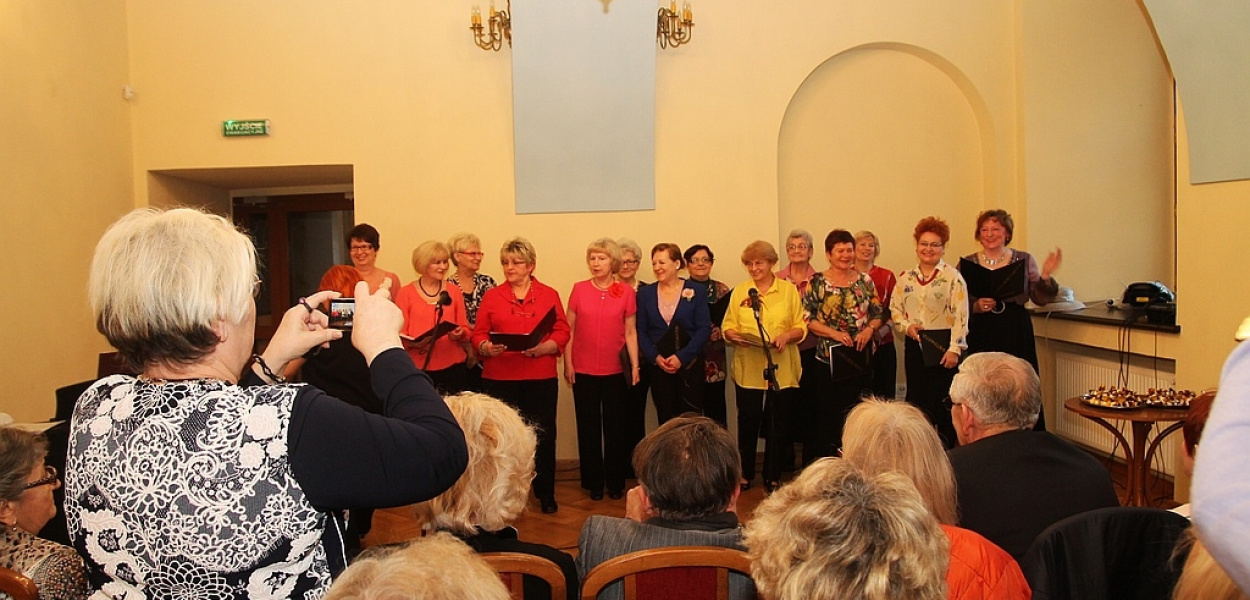 Być kobietą, być kobietą...