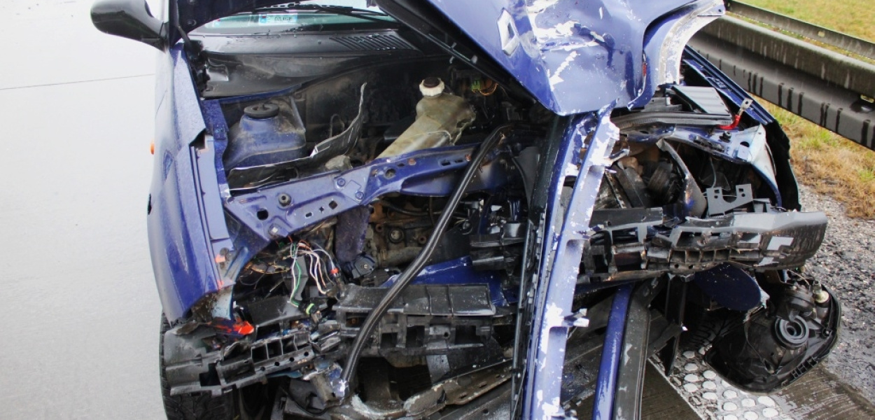 Wypadek na A4. Jedna osoba została ranna