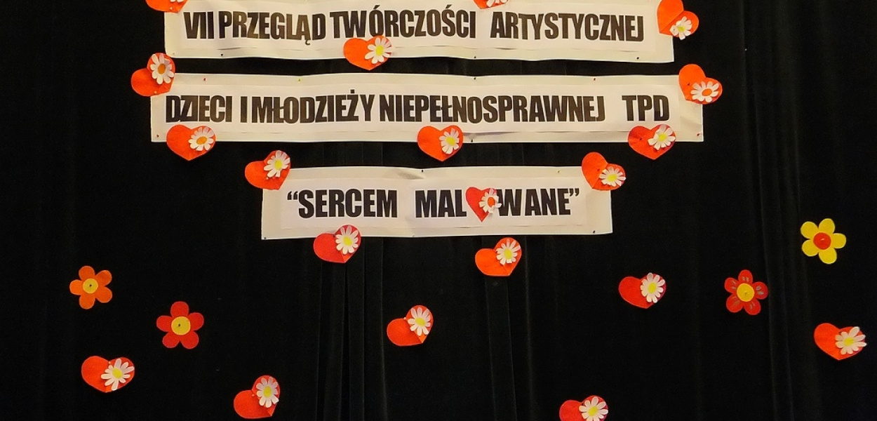 Sercem malowane prace niepełnosprawnych artystów