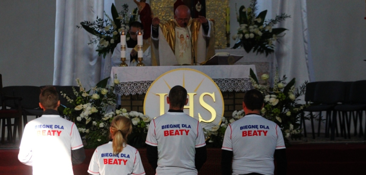 Dla Beaty biegną do Częstochowy