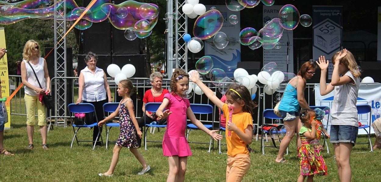 Legniczanie bawią się na festynie LSM