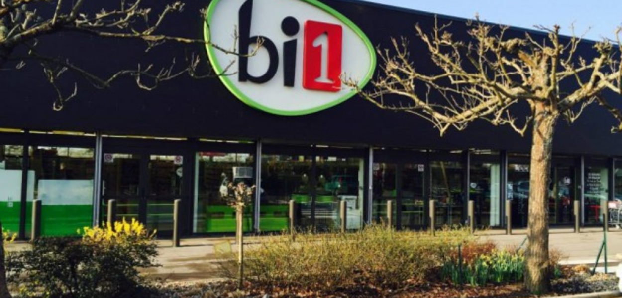 Bi1, Rella, Schiever... Jaki nowy szyld Reala?