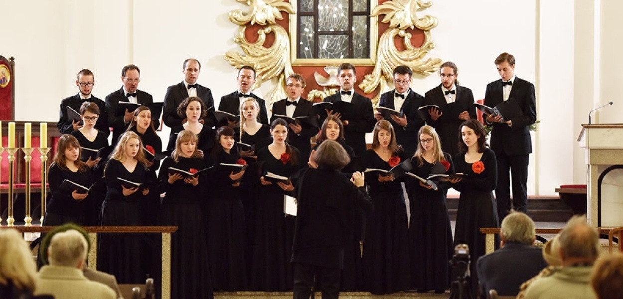 Zaśpiewali, by uczcić pamięć Karlińskiego