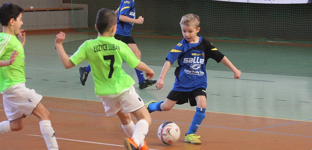 Najmłodsi piłkarze zagrali w bałwankowym turnieju