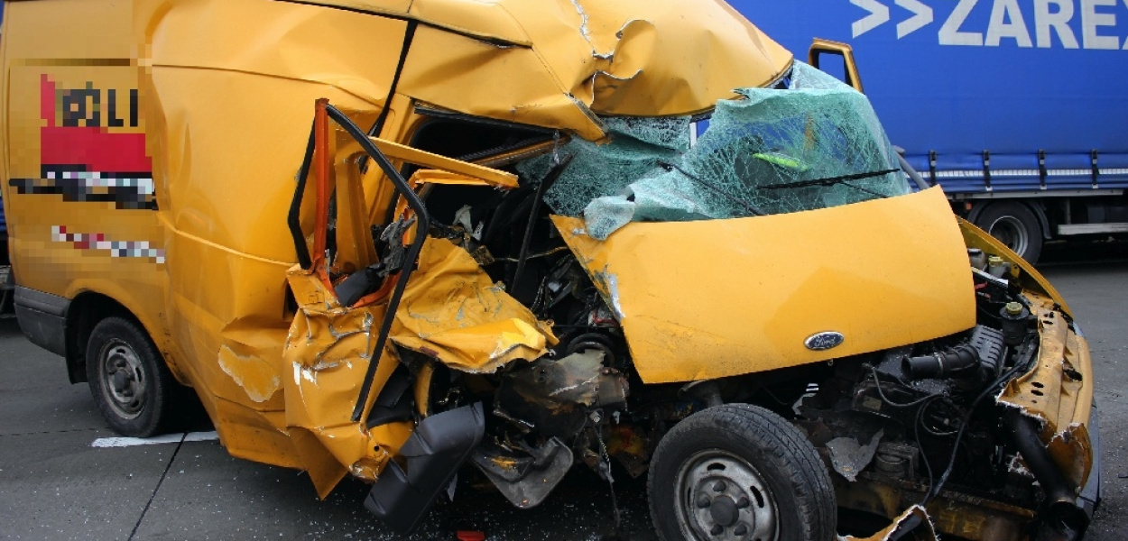 Wypadek na A4. Zderzyły się trzy samochody