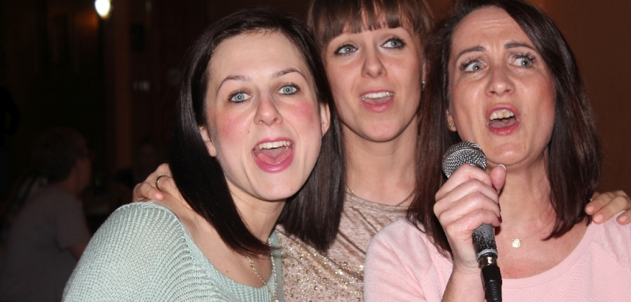 W Komecie zaśpiewali dla Bartka i Karoliny