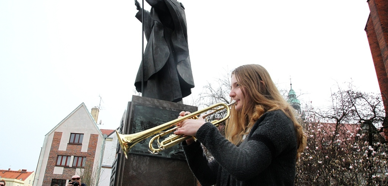 Pieśnią i poezją wspominali Ojca Świętego 