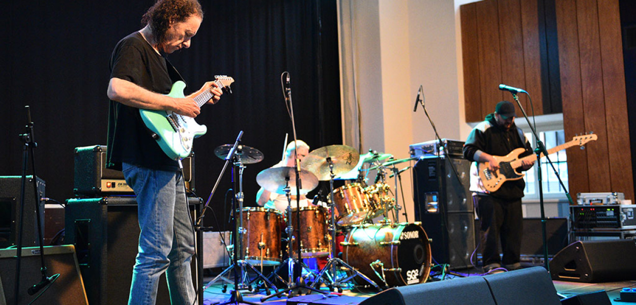 Wirtuoz gitary podbił serca legnickiej publiczności