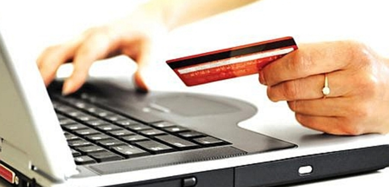 Wady i zalety robienia zakupów przez Internet