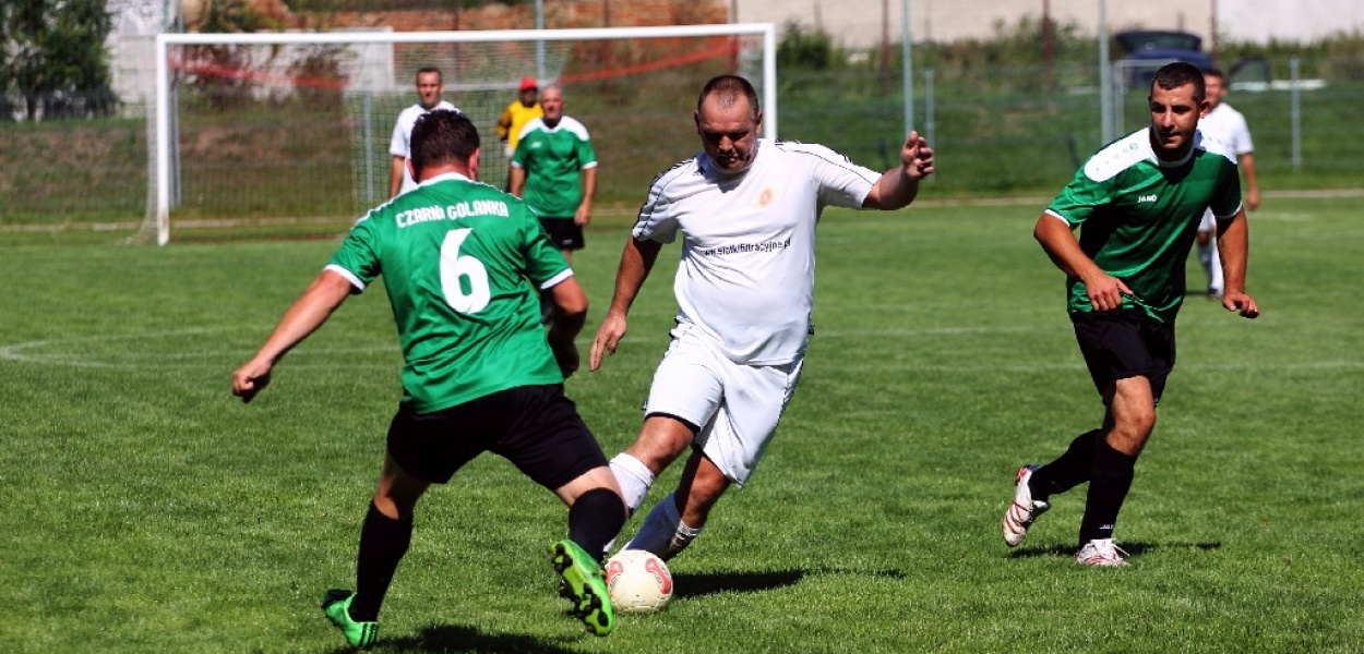 Iskra wygrała turniej oldbojów w Bieniowicach