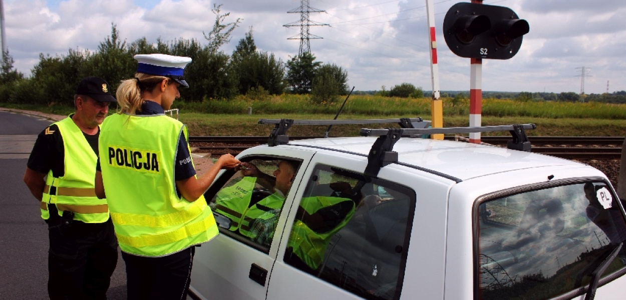 Po akcji policji i SOK. Pouczenia i mandaty
