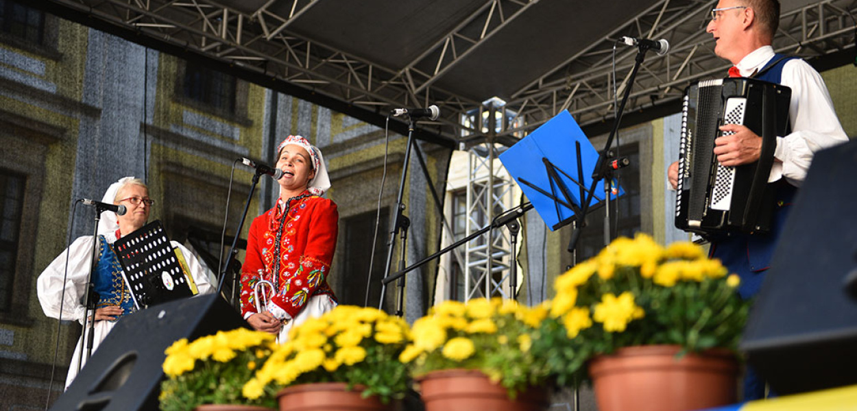 Poznawali sąsiadów zza miedzi(-y) i ich tradycje
