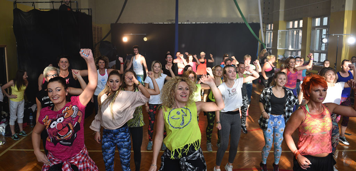 Chcieli wytańczyć uśmiech dla małego Olusia