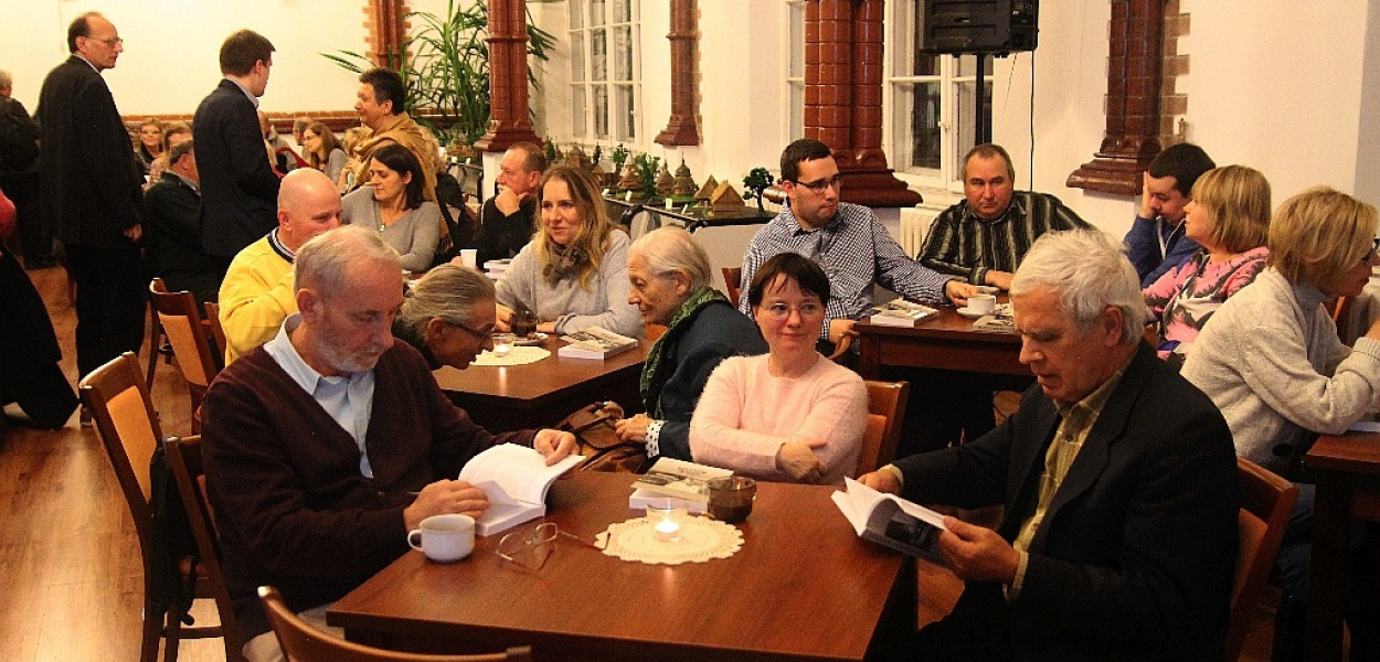 Kolejny tom Szkiców Legnickich trafił do czyletników