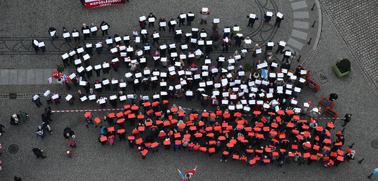 Biało - czerwone, narodowe święto po legnicku