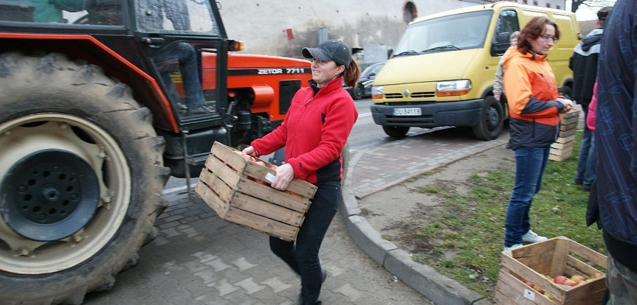 Setki kilogramów witamin dla mieszkańców gminy Kunice