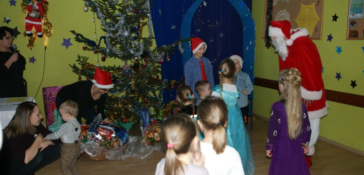 Święty Mikołaj rozpoczął wizytę w gminie Kunice