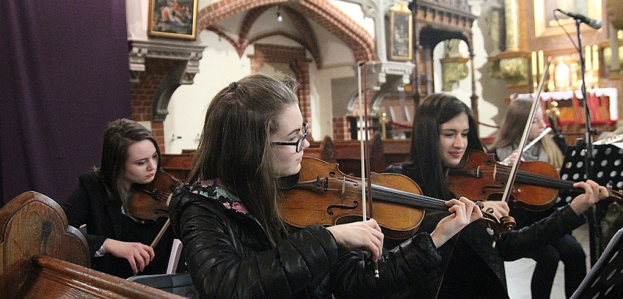 Pasyjny koncert w legnickiej katedrze