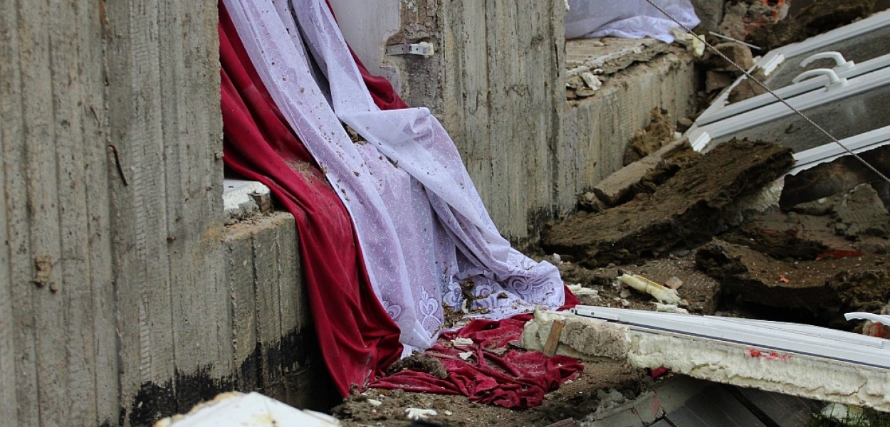 W Komornikach wybuchł gaz. Ranna jedna osoba