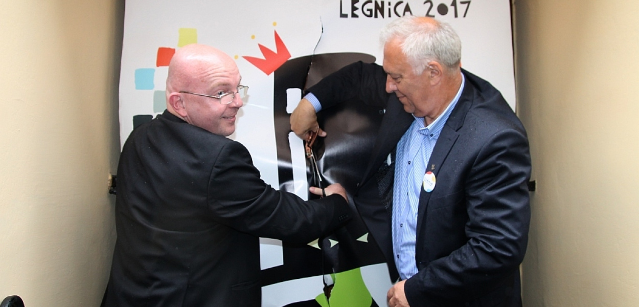 Satyrykon: Czterdzieste rozdanie w rękach Magdy Wosik