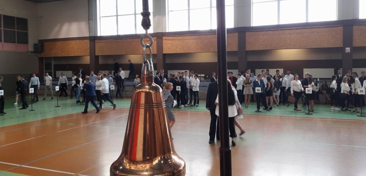 To już ostatni dzwonek w legnickich szkołach