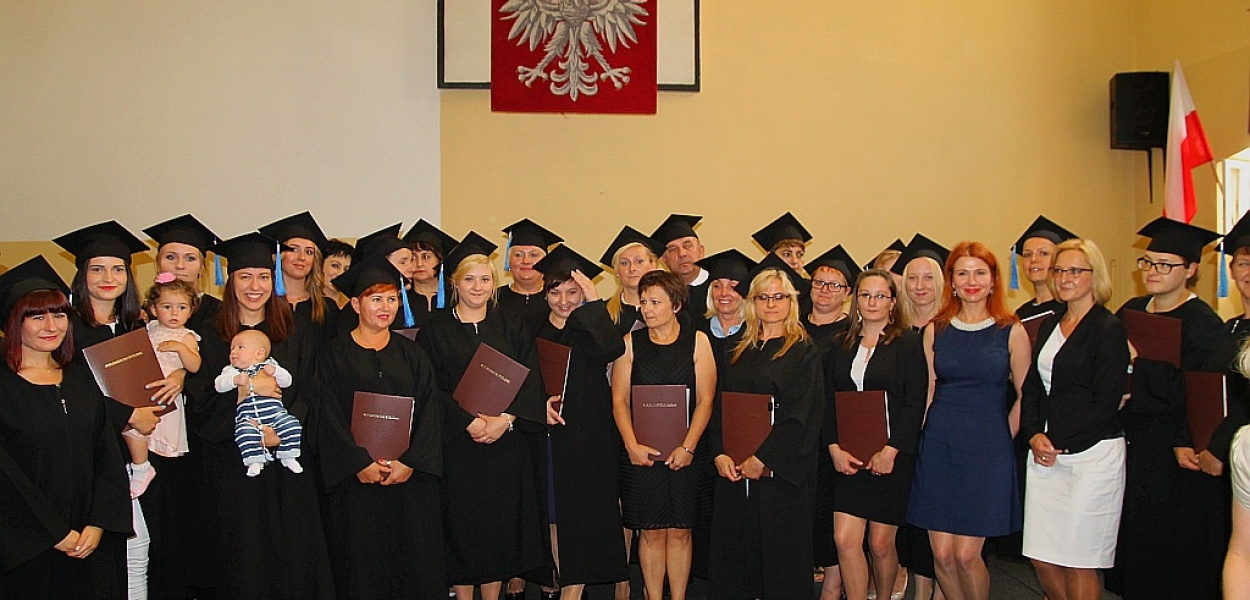 Kolejnych siedemdziesięciu magistrów pielęgniarstwa