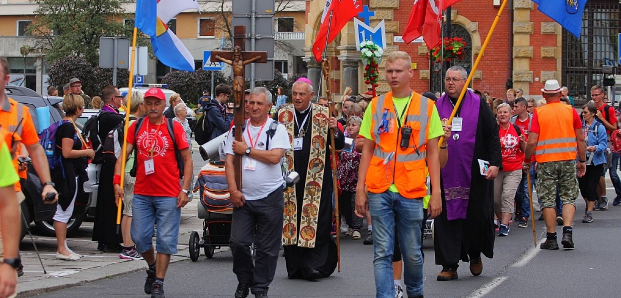 Legniccy pątnicy wyruszyli na Jasną Górę