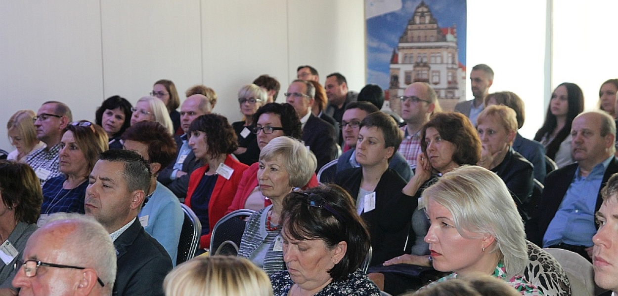 Geodeci z całej Polski obradowali w Legnicy