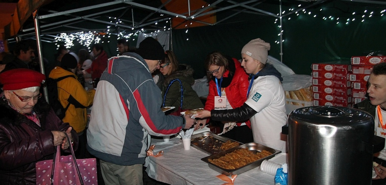 Jeden wspólny stół wigilijny dla legniczan