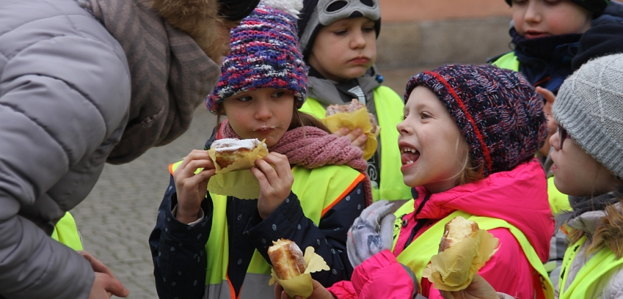 Prochowiczanie dali upust miłości do pączków