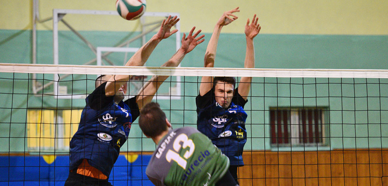 Bezproblemowe i ważne zwycięstwo siatkarzy Ikara
