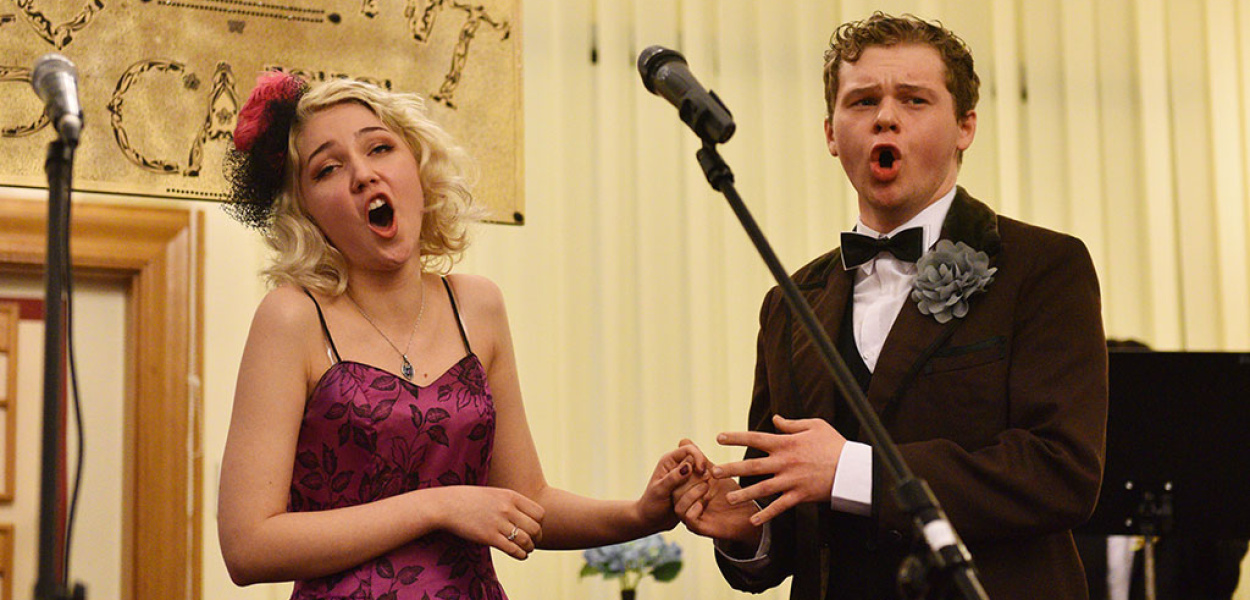 Kolejny mistrzowski spektakl „Mistyfikacji”